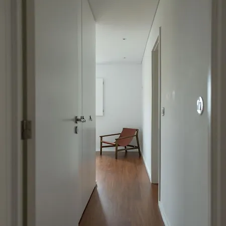 3 Olives House - By 3 Marias