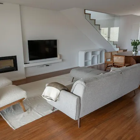 3 Olives House - By 3 Marias *