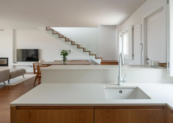 3 Olives House - By 3 Marias