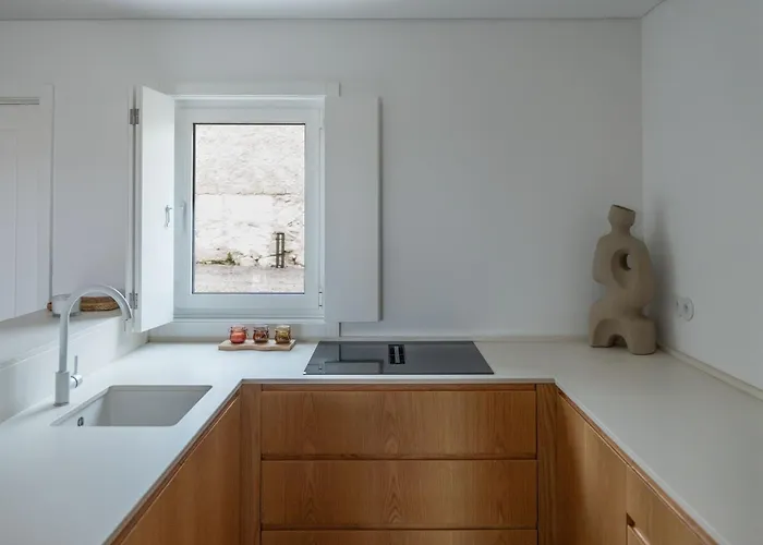 3 Olives House - By 3 Marias