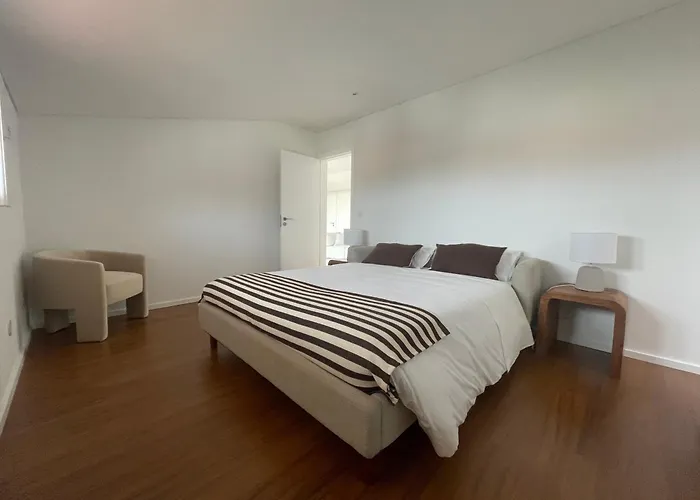 3 Olives House - By 3 Marias